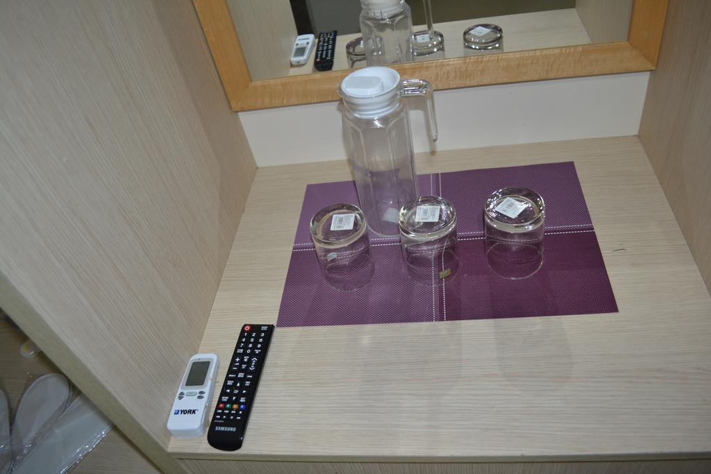 Lavender Hotel Teluk Intan Habitación foto